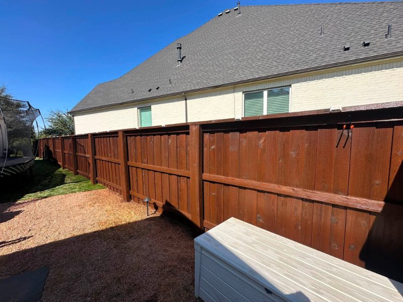 Fence Staining in Methuen